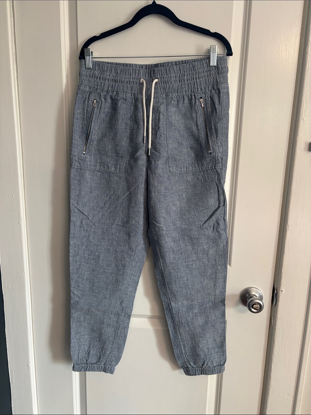 Athleta Light Gray Drawstring Joggers